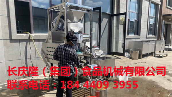 榆樹客戶訂購(gòu)的180型立式三聯(lián)磨漿機(jī)組，發(fā)貨前最后調(diào)試中，長(zhǎng)慶隆祝您財(cái)源廣進(jìn)，生意興隆。 (2).jpg