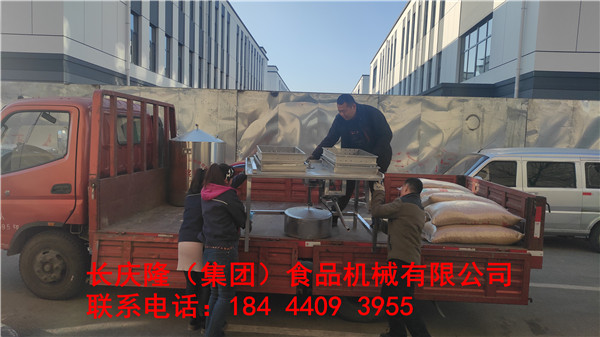 白城蘇女士學習完成，裝車發往天津，一家人去天津做豆腐。祝生意興隆，財源廣進！ (1).jpg