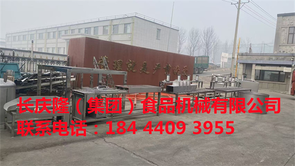 輝南客戶在長慶隆購買了大型干豆腐機，大豆腐機等全套豆制品設備，設備已經裝車發走了，長慶隆祝您生意興隆通四海，財源茂盛達三江。 (1).jpg