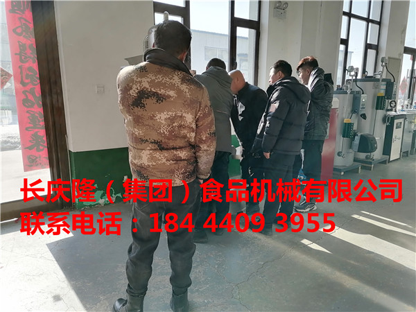 開門大吉松原客戶關注長慶隆有一段時間了，過完年剛上班就直接來到長慶隆購買了立式雙聯磨漿機組合，雙加熱煮漿鍋設備。長慶隆祝您，2022財源廣進，心想事成。 (4).jpg