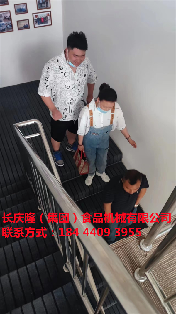 遼陽艾先生在網絡上關注長慶隆有一點時間了，疫情結束，經實地考察后直接在長慶隆購買了三連磨漿機和 0 (4).jpg