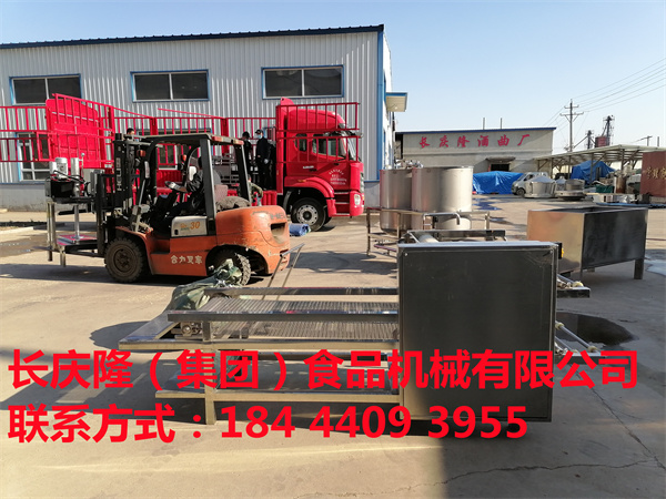 大連客戶全自動中型干豆腐機全套設備發貨 (4).jpg