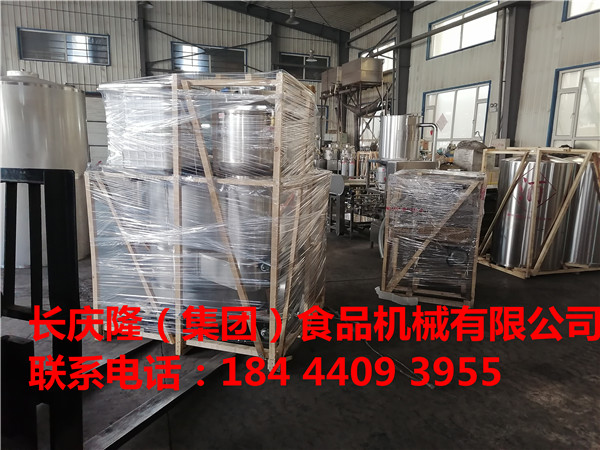 加格達奇客戶購買的長慶隆熱賣款雙加熱煮漿鍋，雙聯(lián)磨漿機，大豆腐機、干豆腐機全套豆制品設備已經(jīng)打好包裝裝車發(fā)走了，長慶隆祝您生意興隆，財源廣進。 (2).jpg