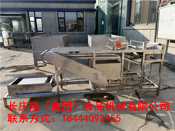遼中劉先生全自動干豆腐生產線，大豆腐生產線全套設備裝車發走了。長慶隆祝您財源廣進，心想事成。 (3).jpg
