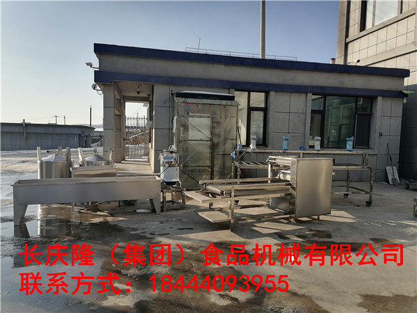遼中劉先生全自動干豆腐生產線，大豆腐生產線全套設備裝車發走了。長慶隆祝您財源廣進，心想事成。 (8).jpg