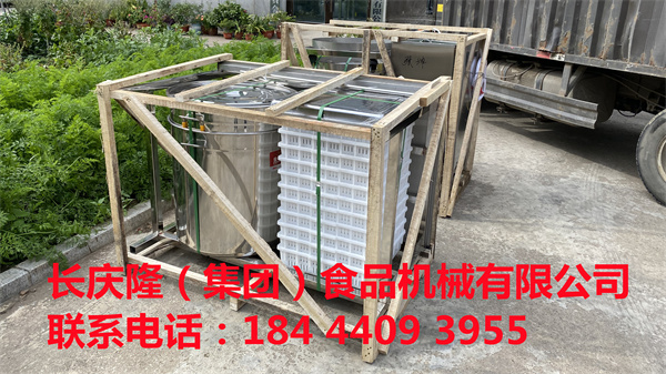 松原客戶購買的仿手工干豆腐機，電鍋爐，煮漿鍋等全套豆制品設備，已經打好包裝裝車發貨了，長慶隆祝您心想事成，財源滾滾來。 (4).jpg