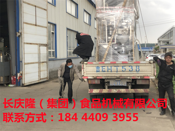天津張老板在長慶隆購買的三連磨漿機組！打包完畢，裝車準備發貨！長慶隆祝您生意興隆通四海，財源茂盛達三江！ (3).jpg