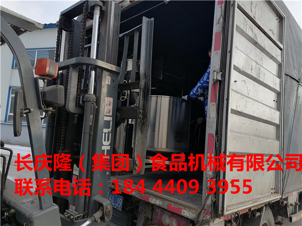 遼寧朝陽客戶購買的熱賣款雙加熱煮漿鍋，雙聯磨漿機組合，已經裝車發貨了，長慶隆祝您財源廣進，心想事成。 (3).jpg
