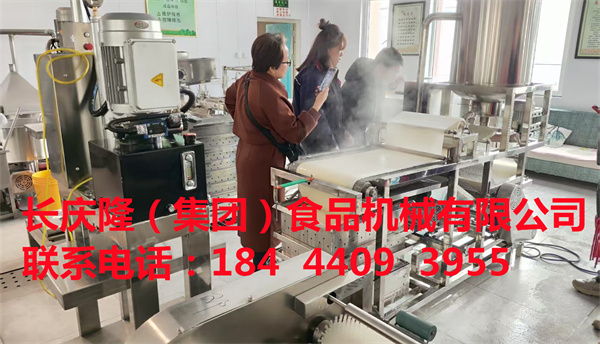 營口鄧先生二人去幾內亞國家做豆腐，在長慶隆公司購買了磨漿機、煮漿鍋、立式無煙鍋爐、小型全自動干豆腐機、大豆腐機等全套設備，正在簽單中 (1).jpg