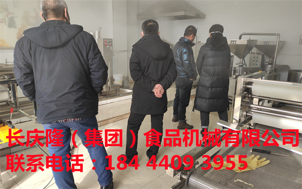 呼和浩特赵先生订购了大豆腐机全套设备今天开始学习 (4).jpg
